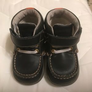 See Kai Run navy leather high tops size 5.5